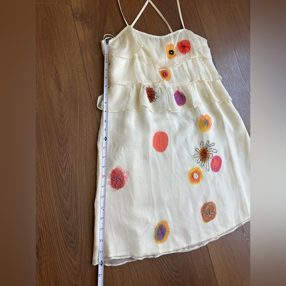 Tocca 100% Silk Cream Dress with Colorful Floral Accents and flowy layers - Picture 8 of 13